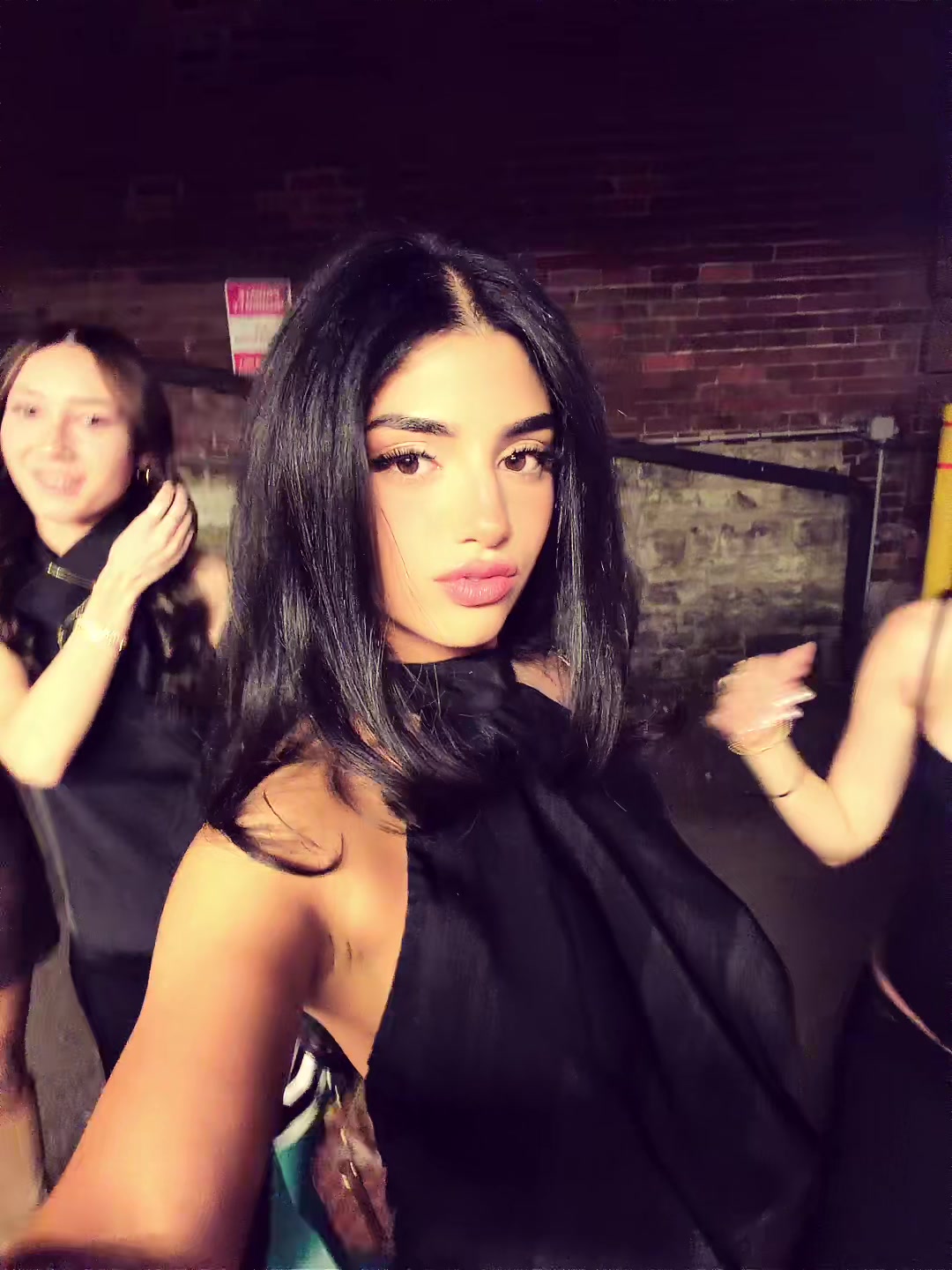 @Rania