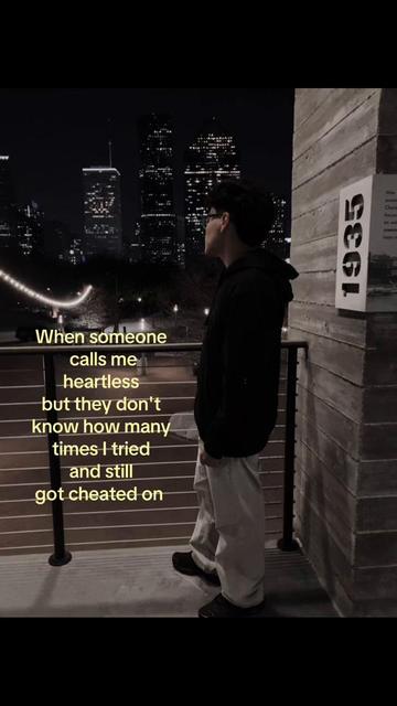 @✞