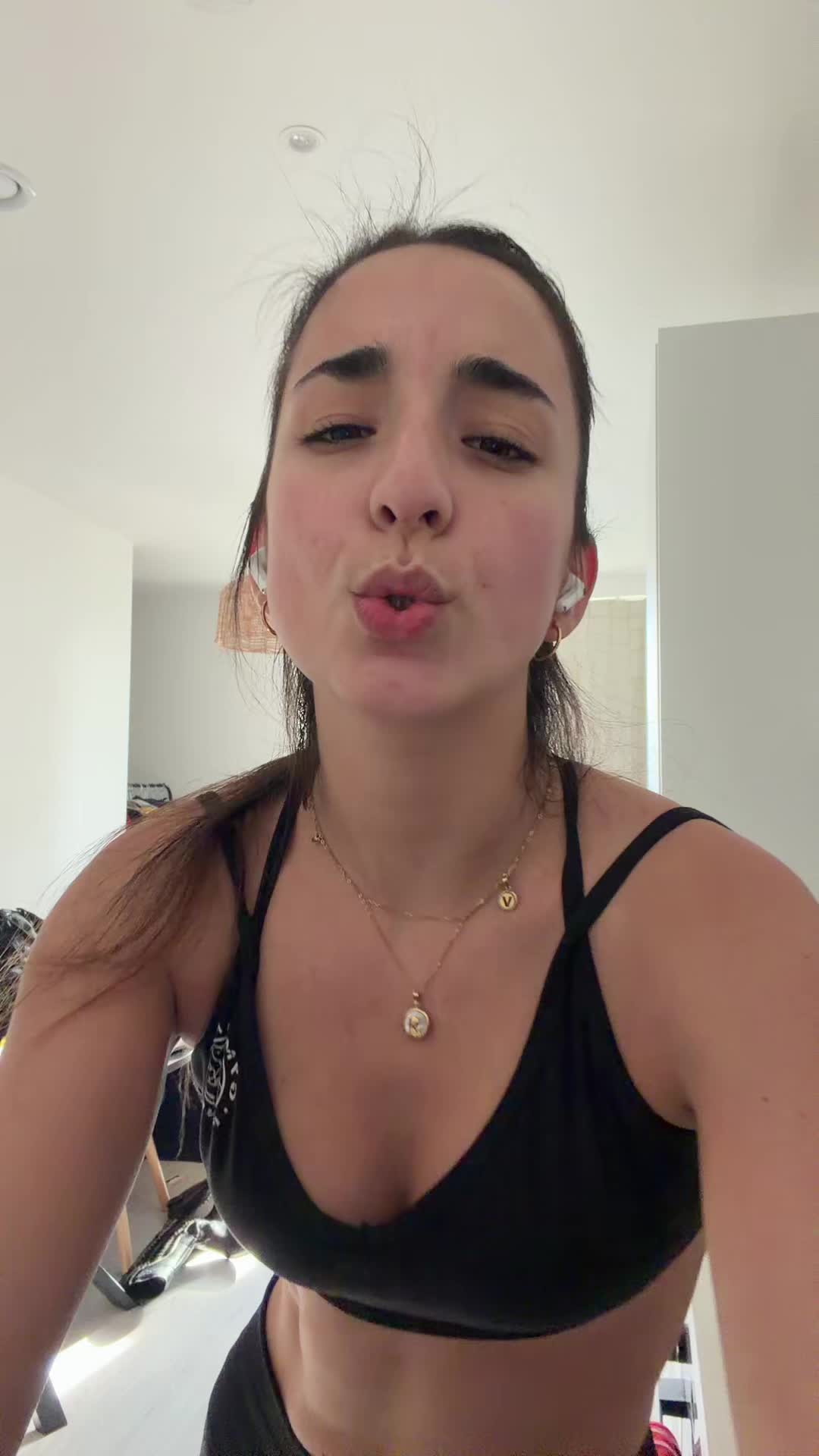 @valentina