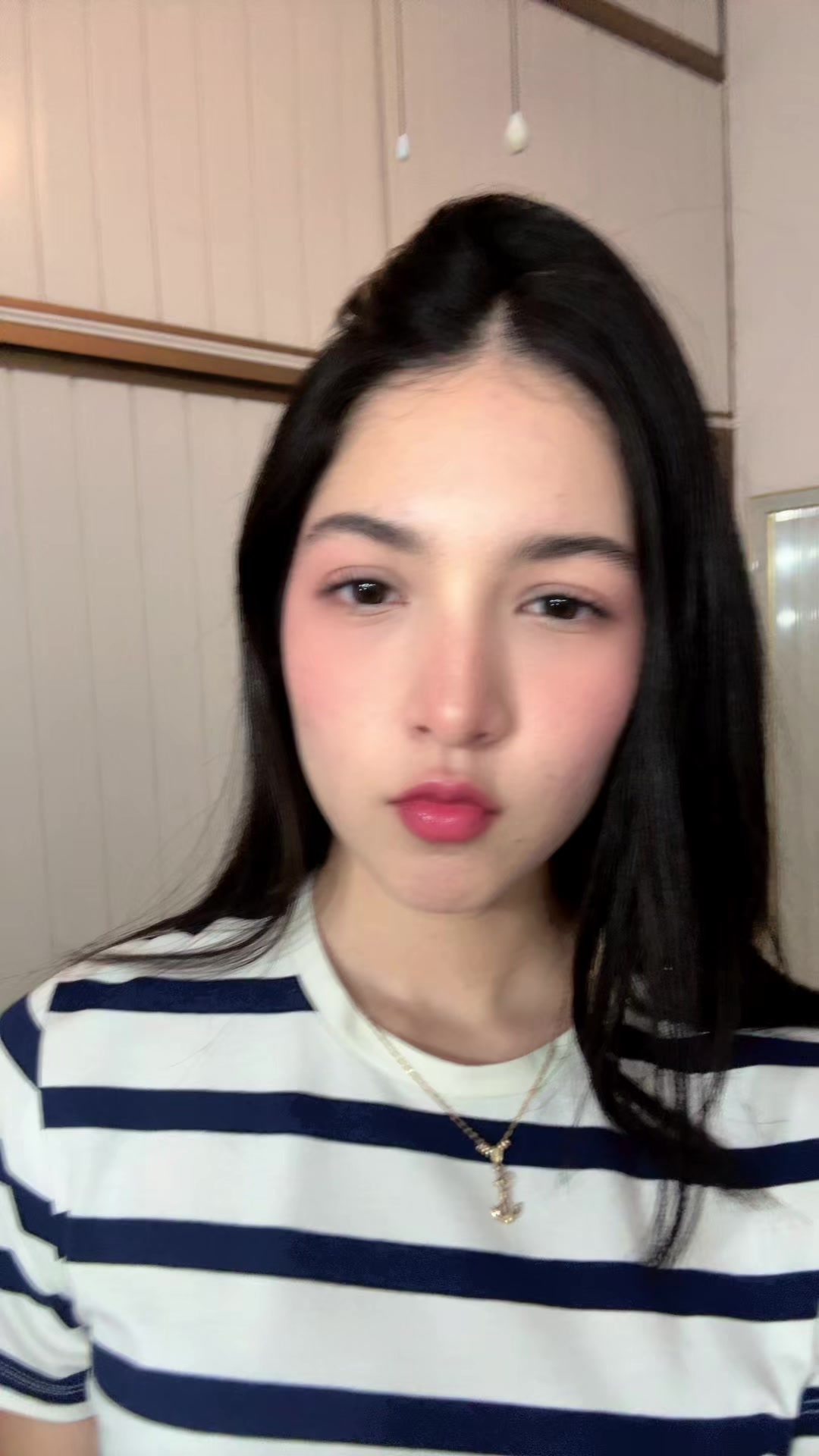 @Vicky4n