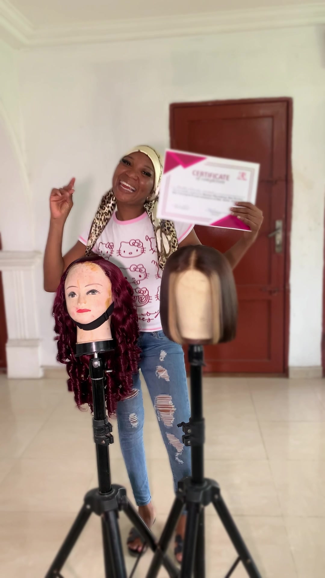 @STYLIST/ WIG TRAINER IN LAGOS