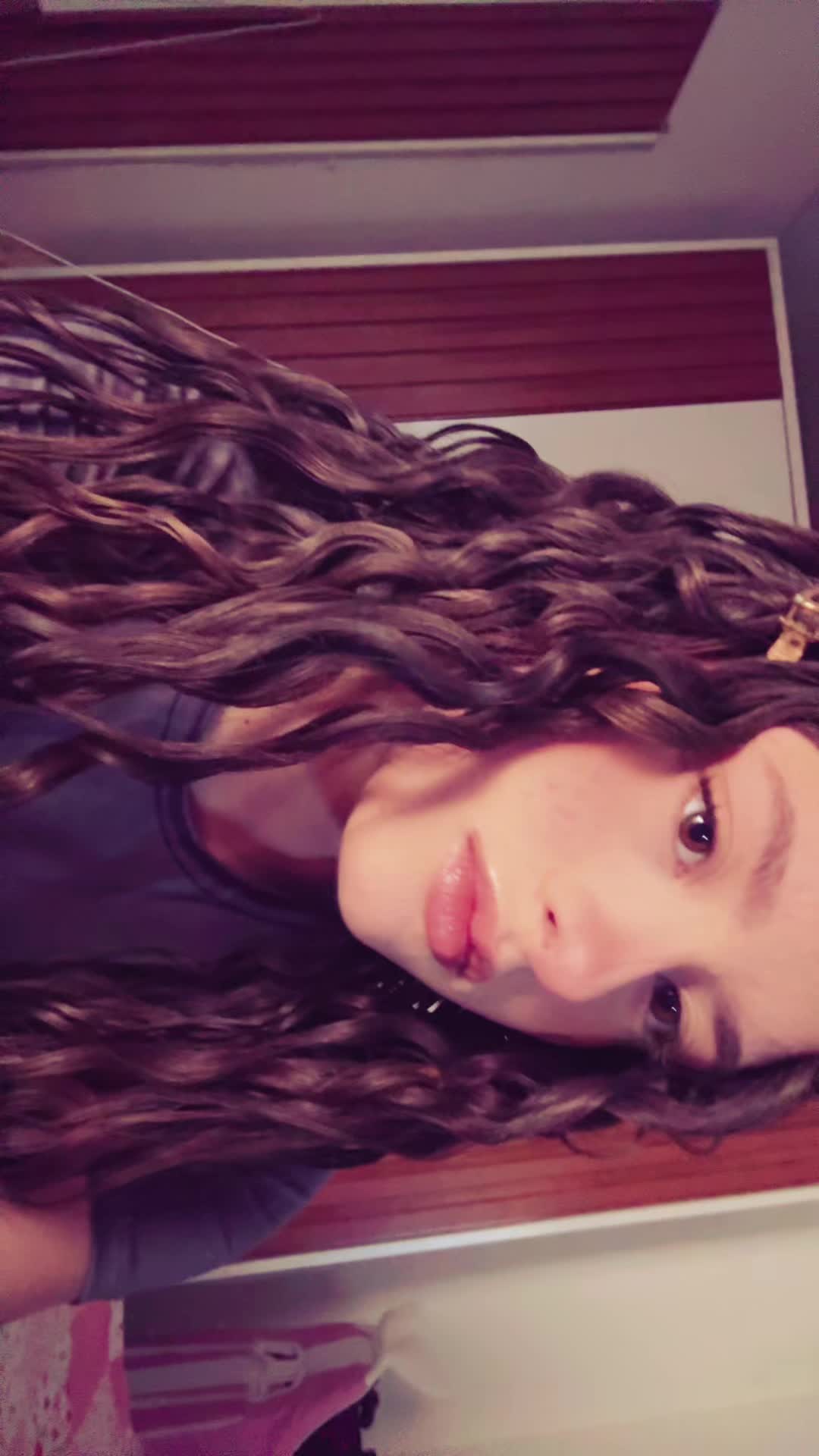 @𝔏𝔞𝔳𝔦𝔫𝔶𝔞 𝔏𝔬𝔭𝔢𝔰