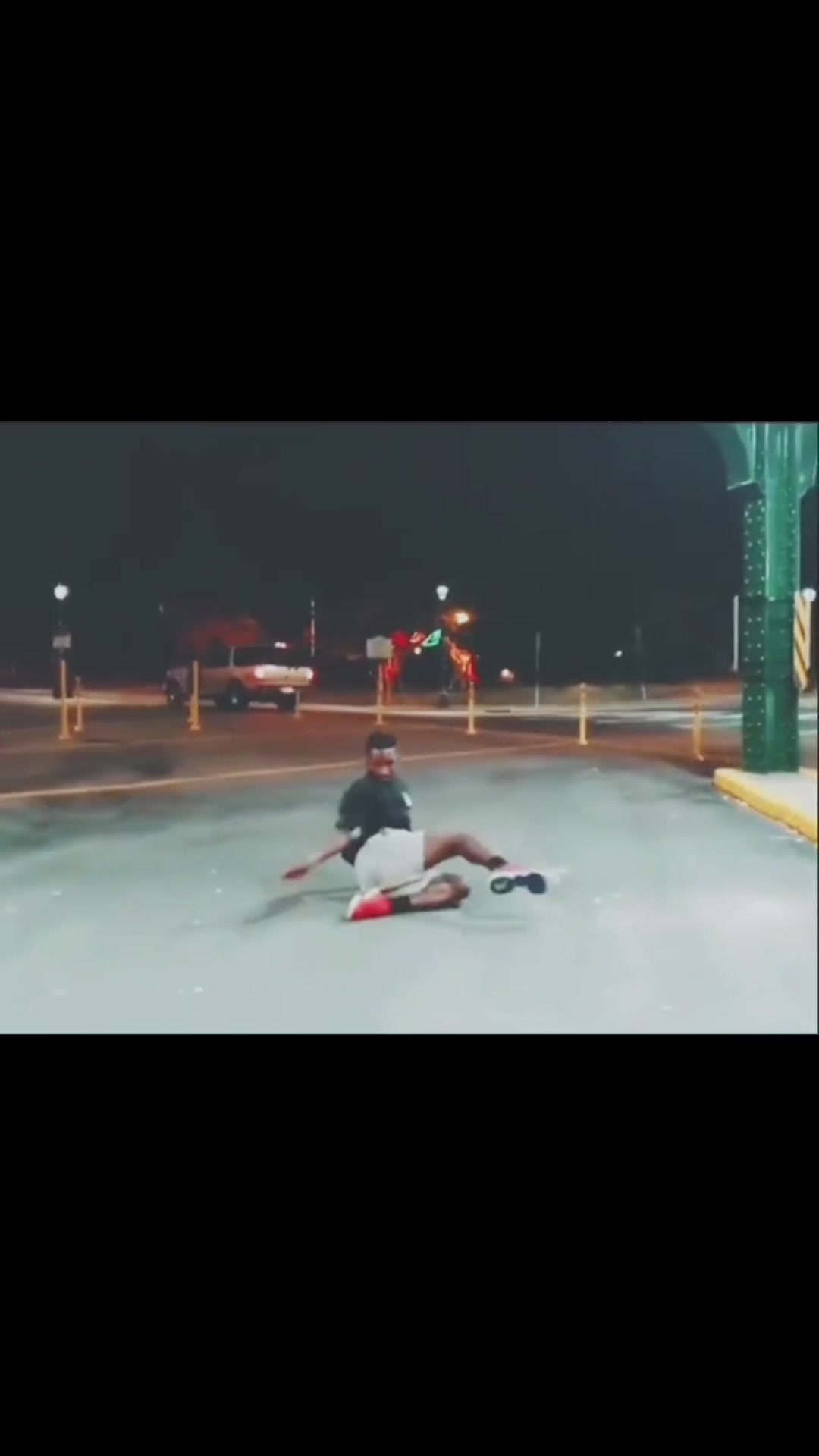 @j0hnmlvc 🇨🇦