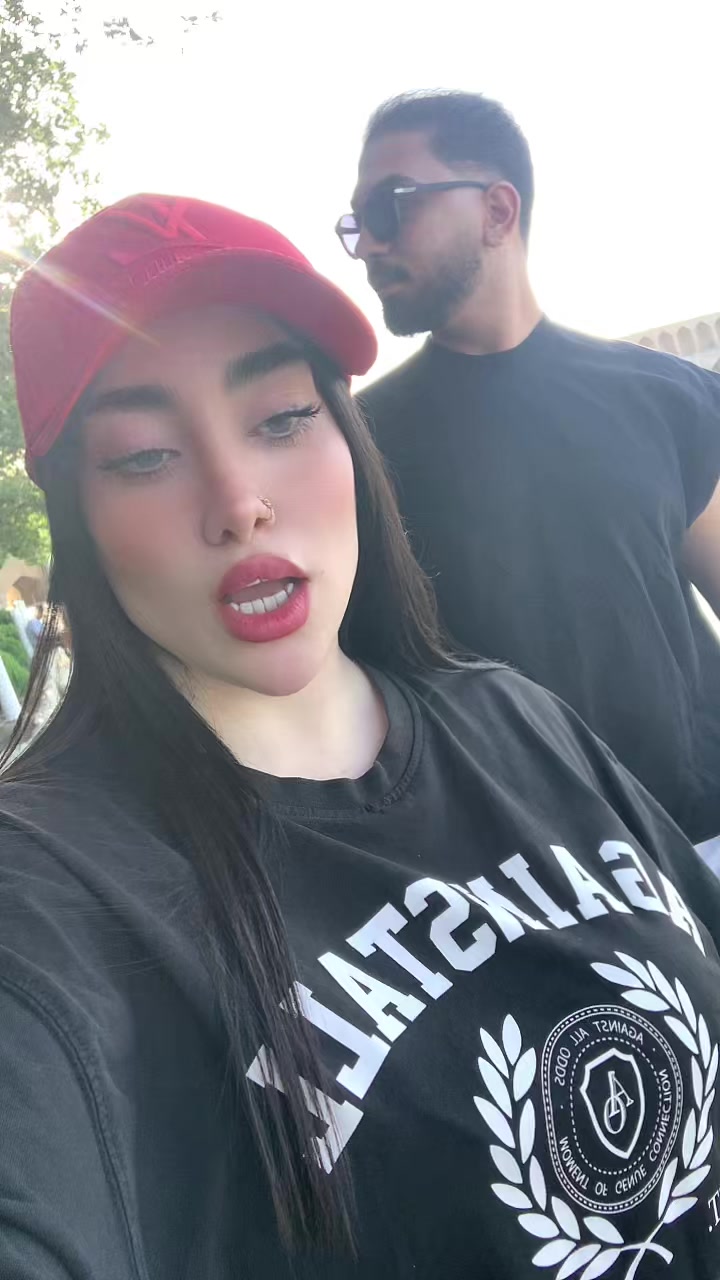 @parniashahiii78