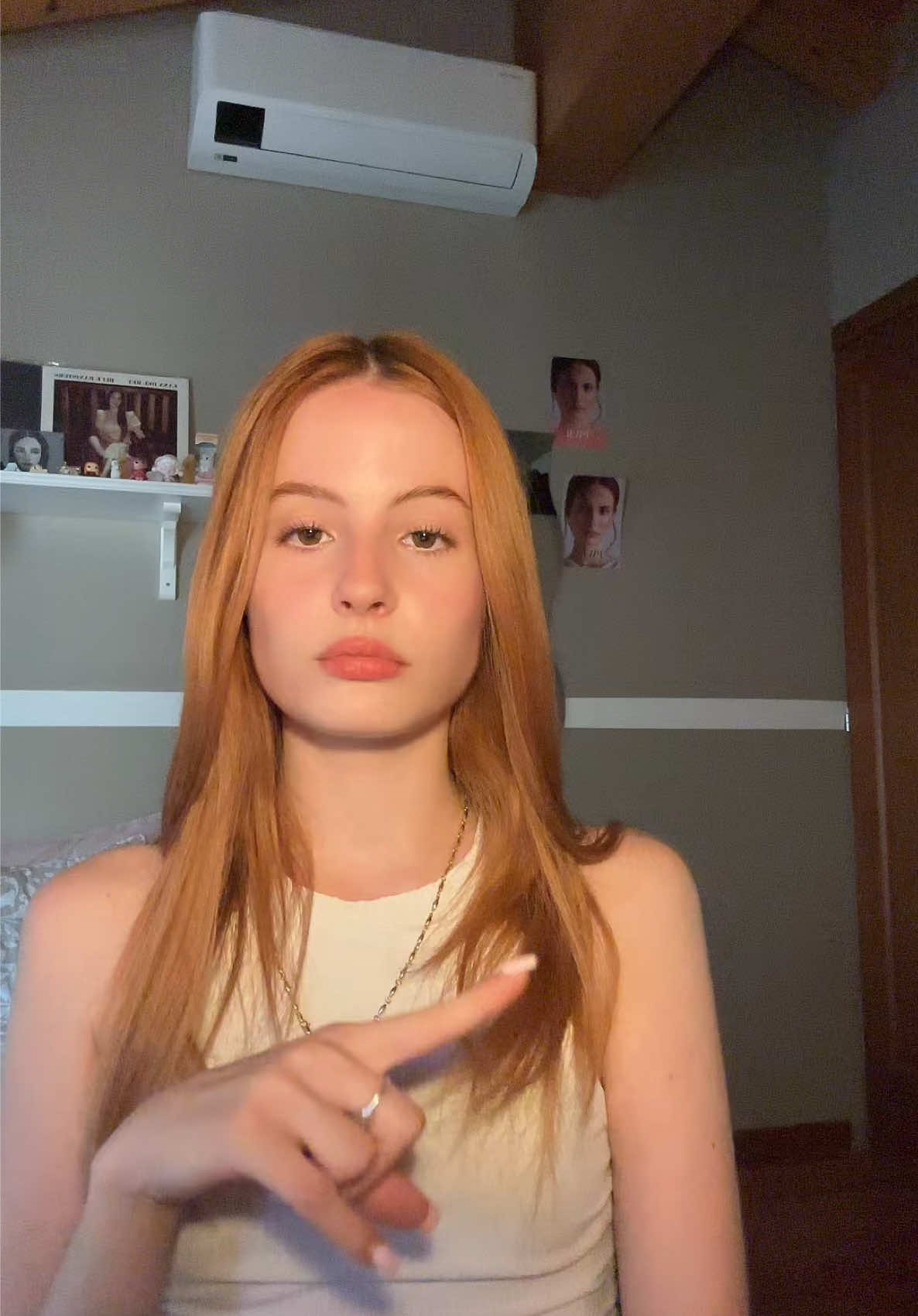 @𖥱hantal
