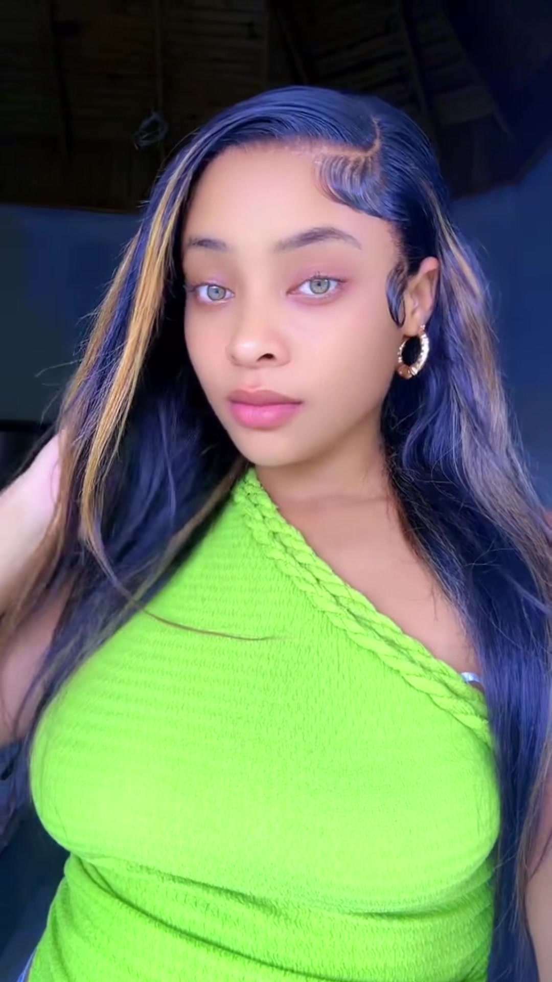 @Janeek