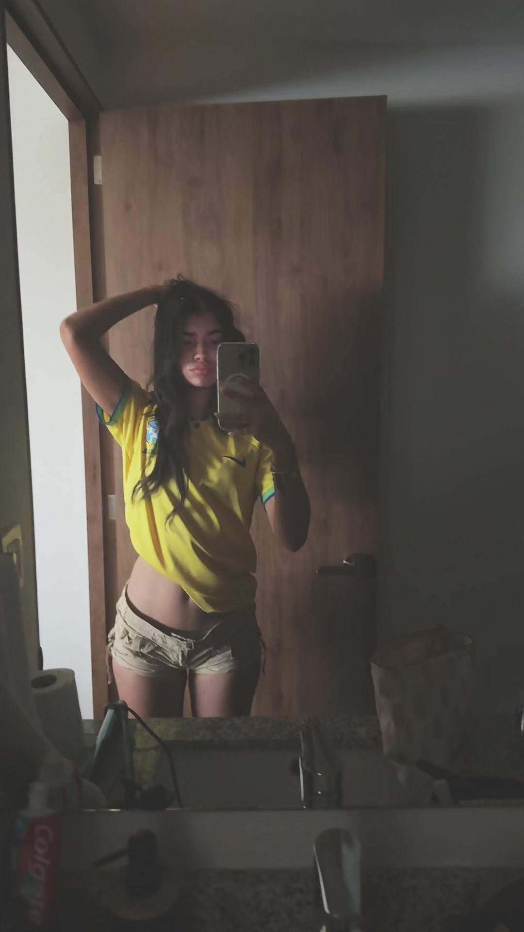 @vanegranadilloo