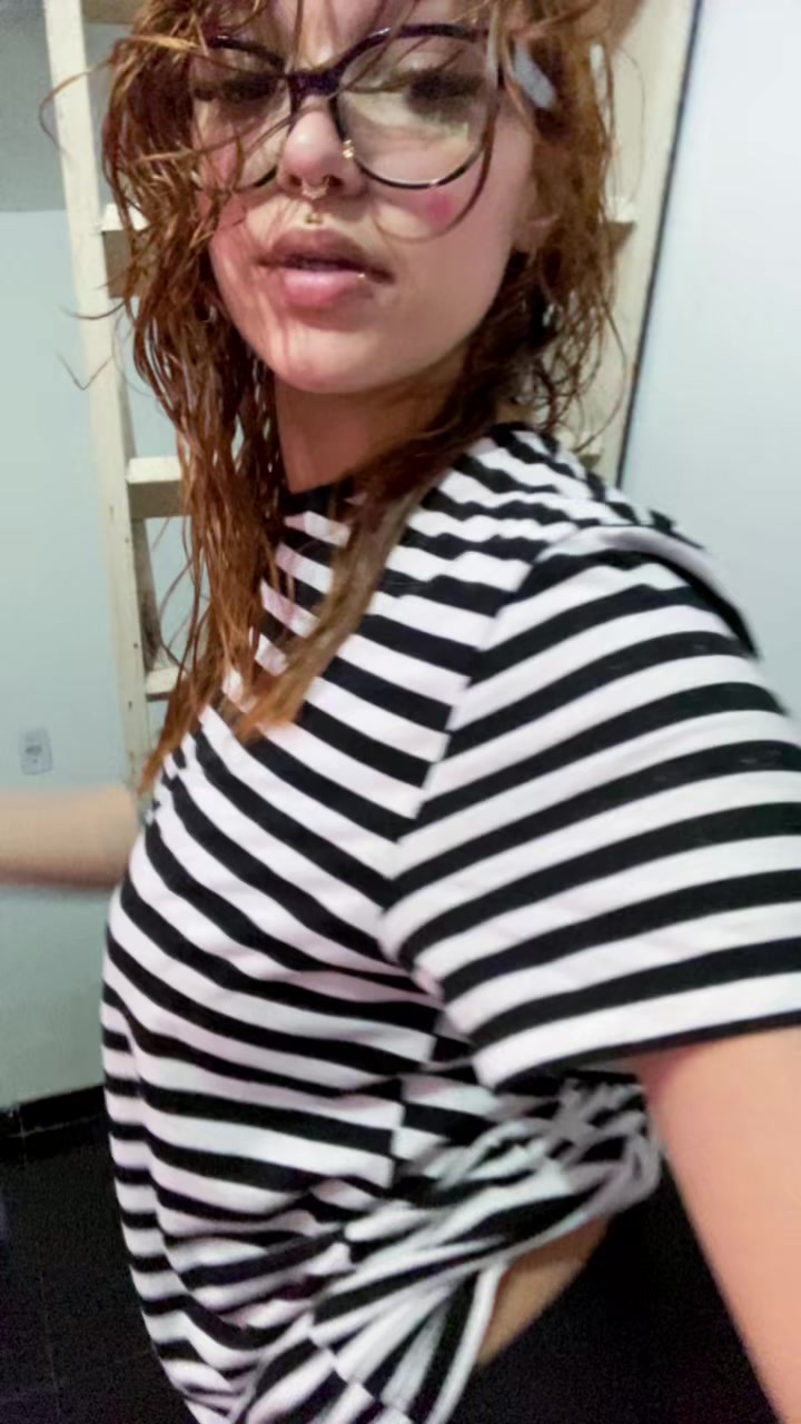 @Analu ✧