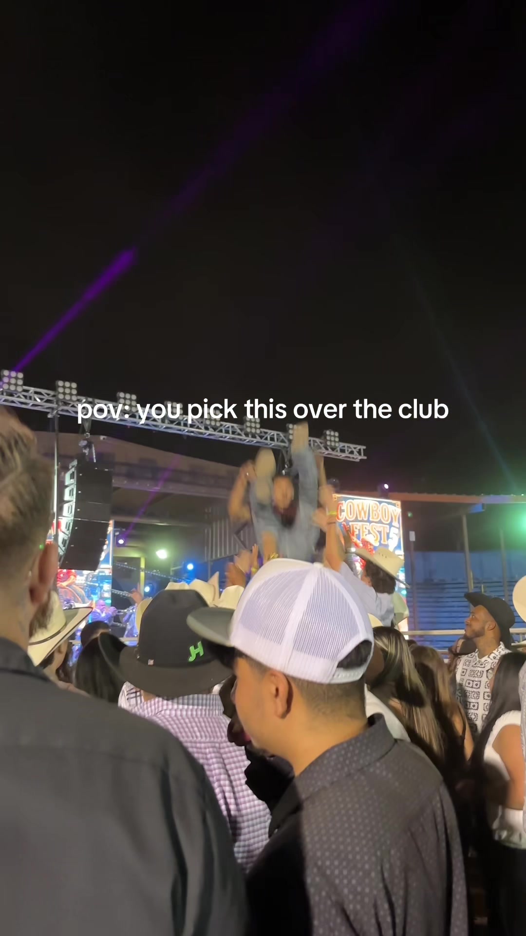@Cruz