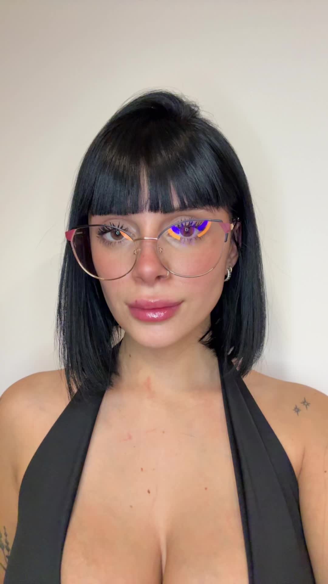@valeenmartinn