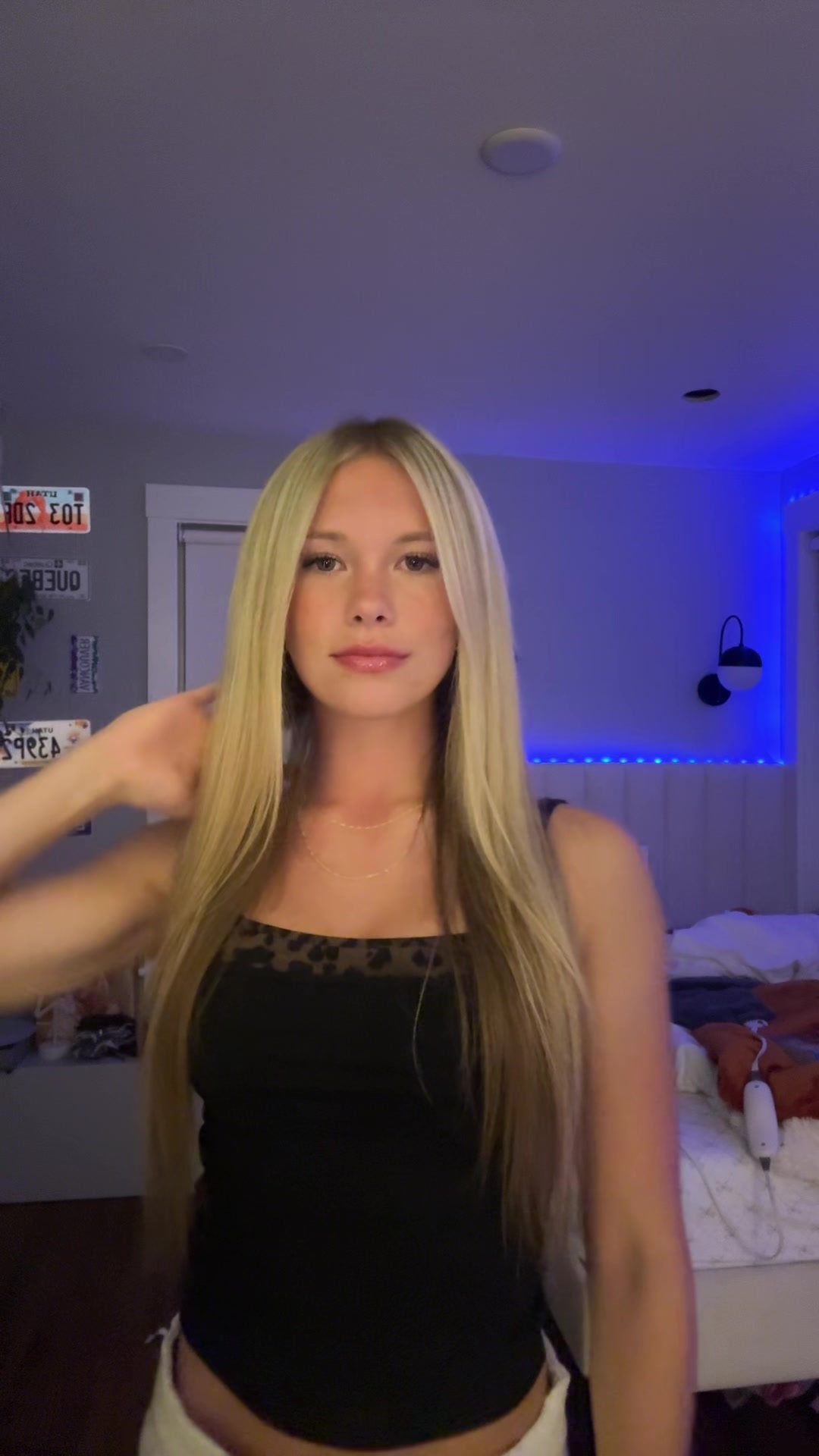 @nicole
