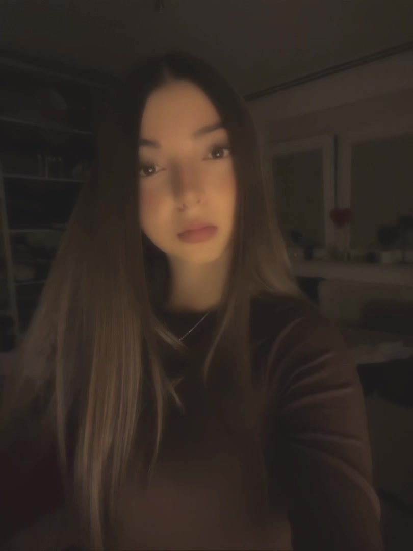 @lllaaraaaa