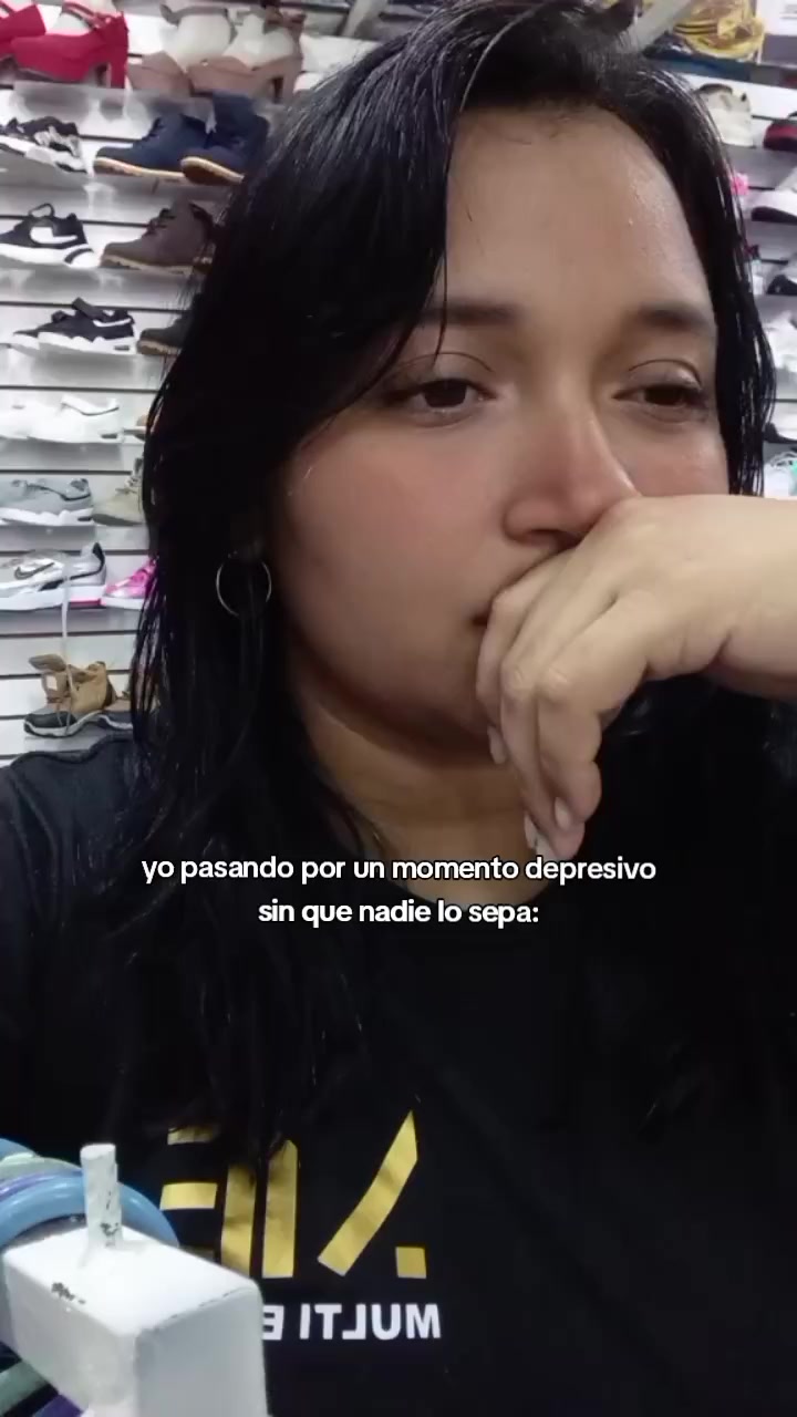 @Daniela🕷