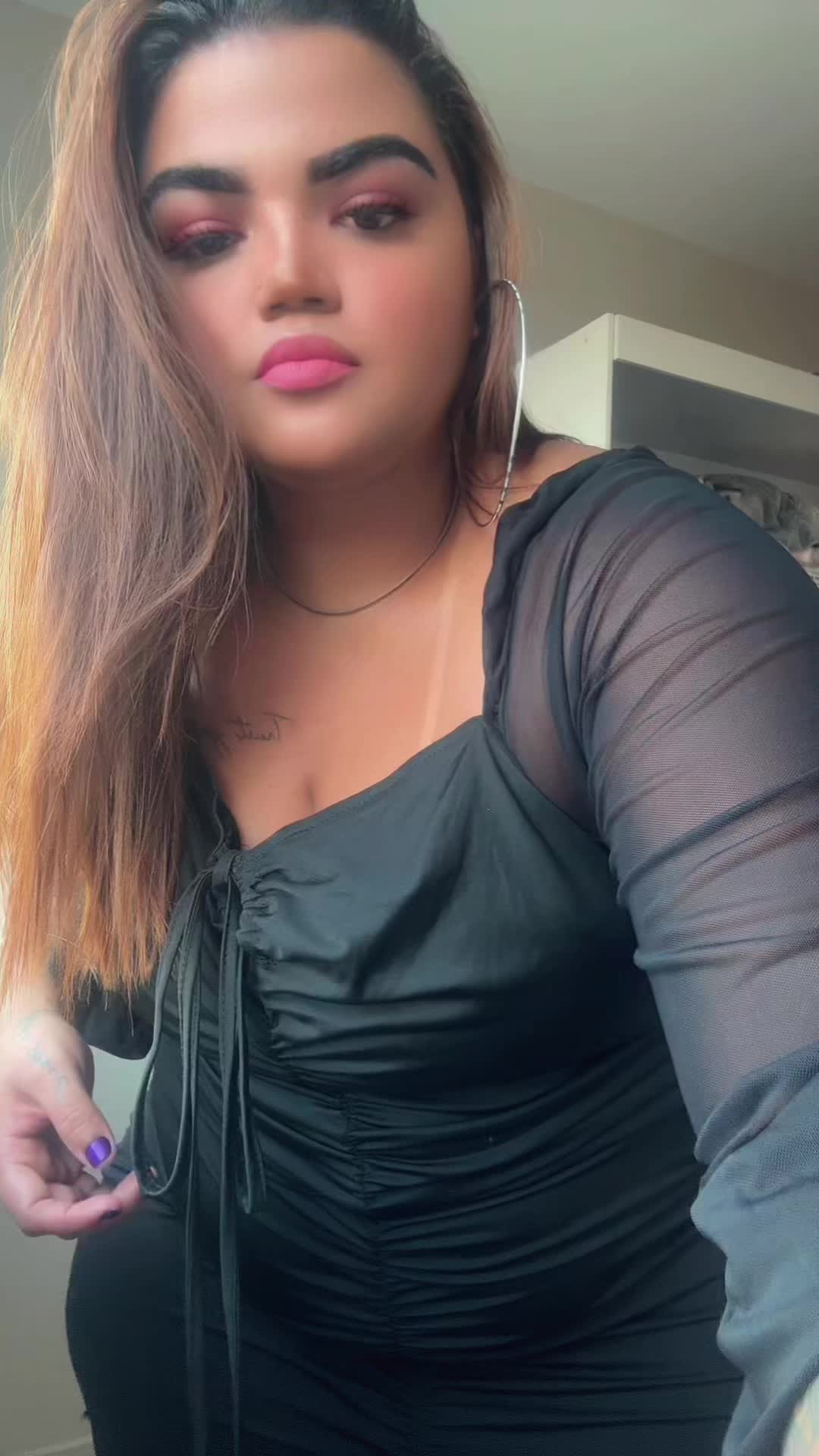 @⚡️Taissiani 🦋
