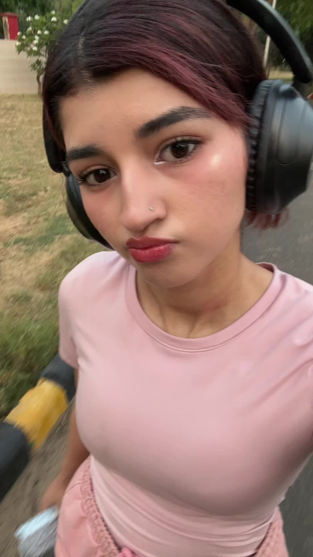 @Jiya