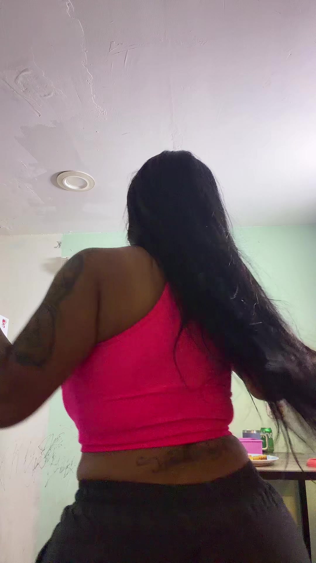 @Nena