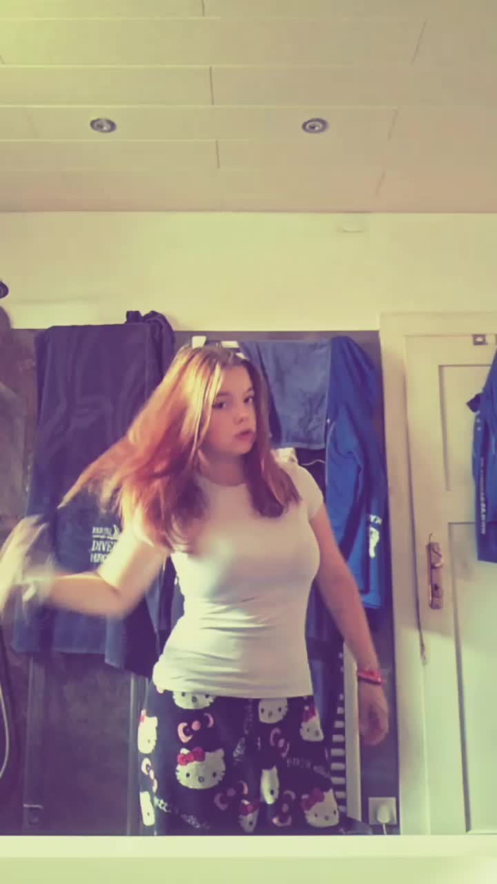 @Sophieee