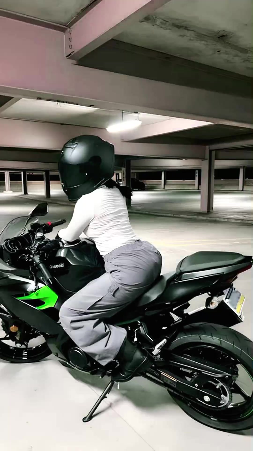 @Niña Biker
