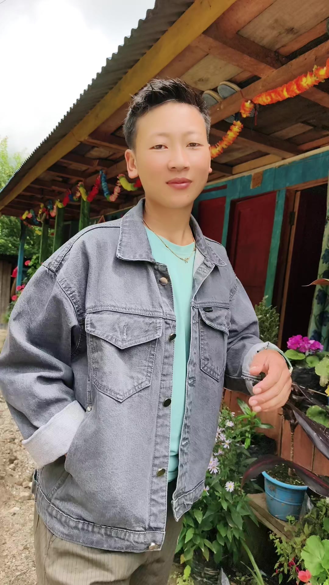 @चाम्लिङ राई  🇳🇵🇳🇵💐💐🥀🥀
