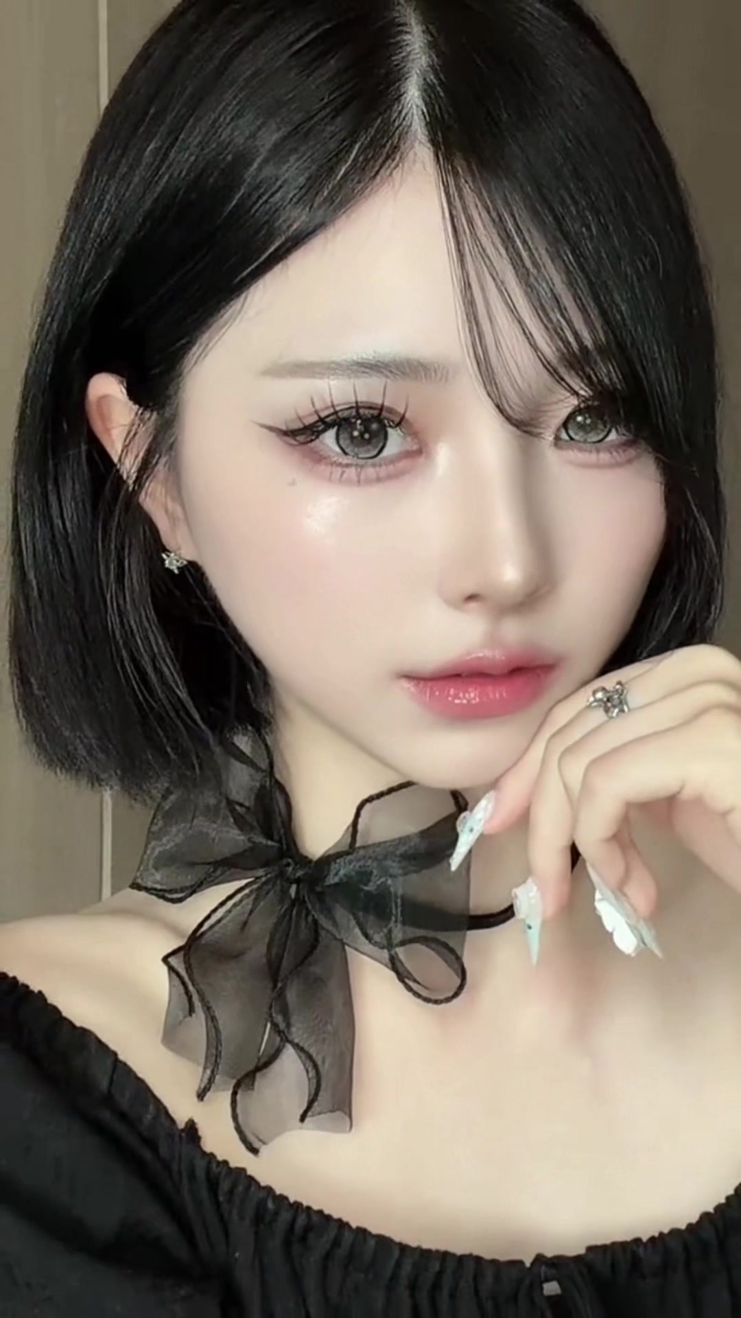 @るい