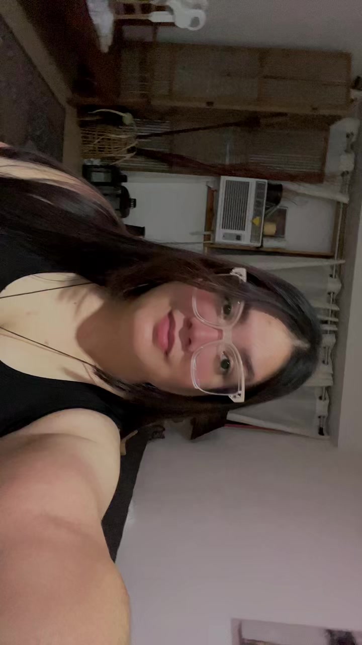 @Laura Santiago💜