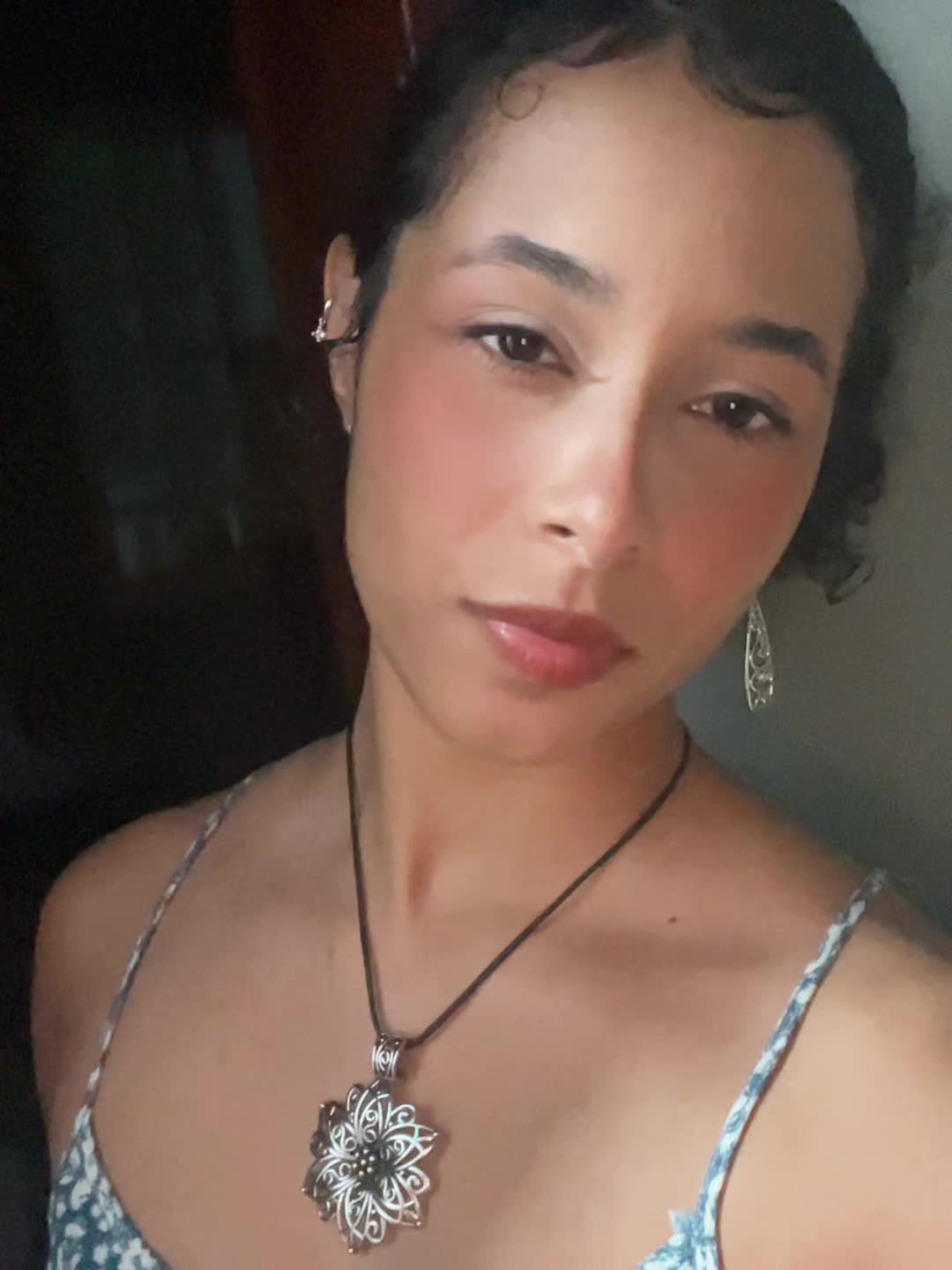 @Naná