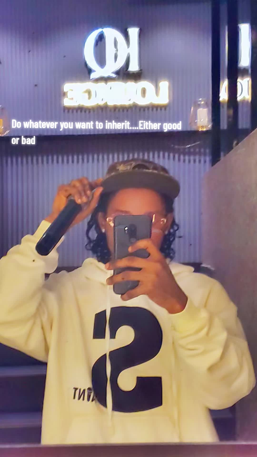 @VICTORIOUSAYO👑(DEMAJESTYHYPE)
