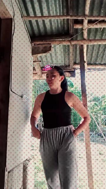 @Simple girl😉