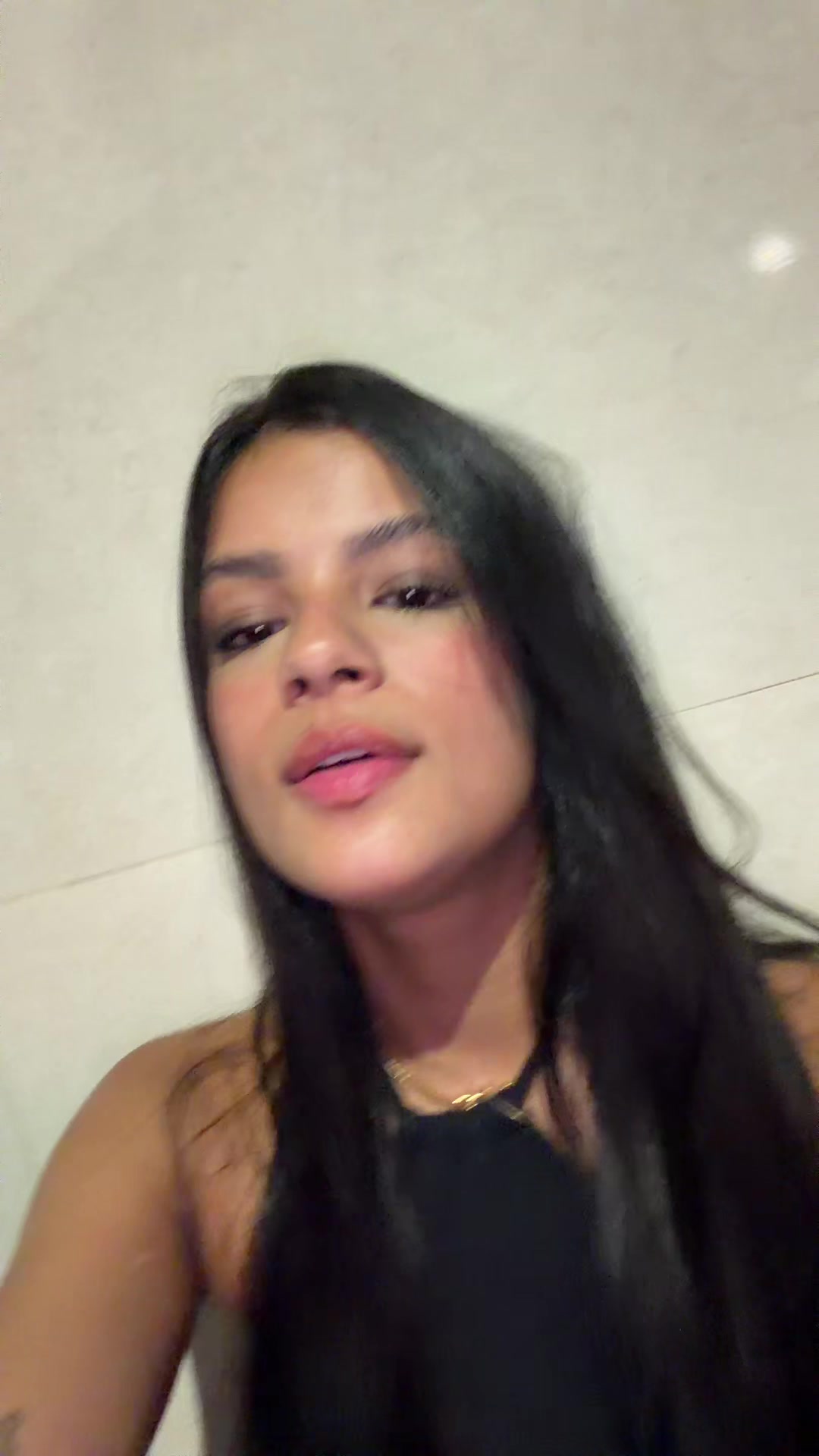 @backstagemariah