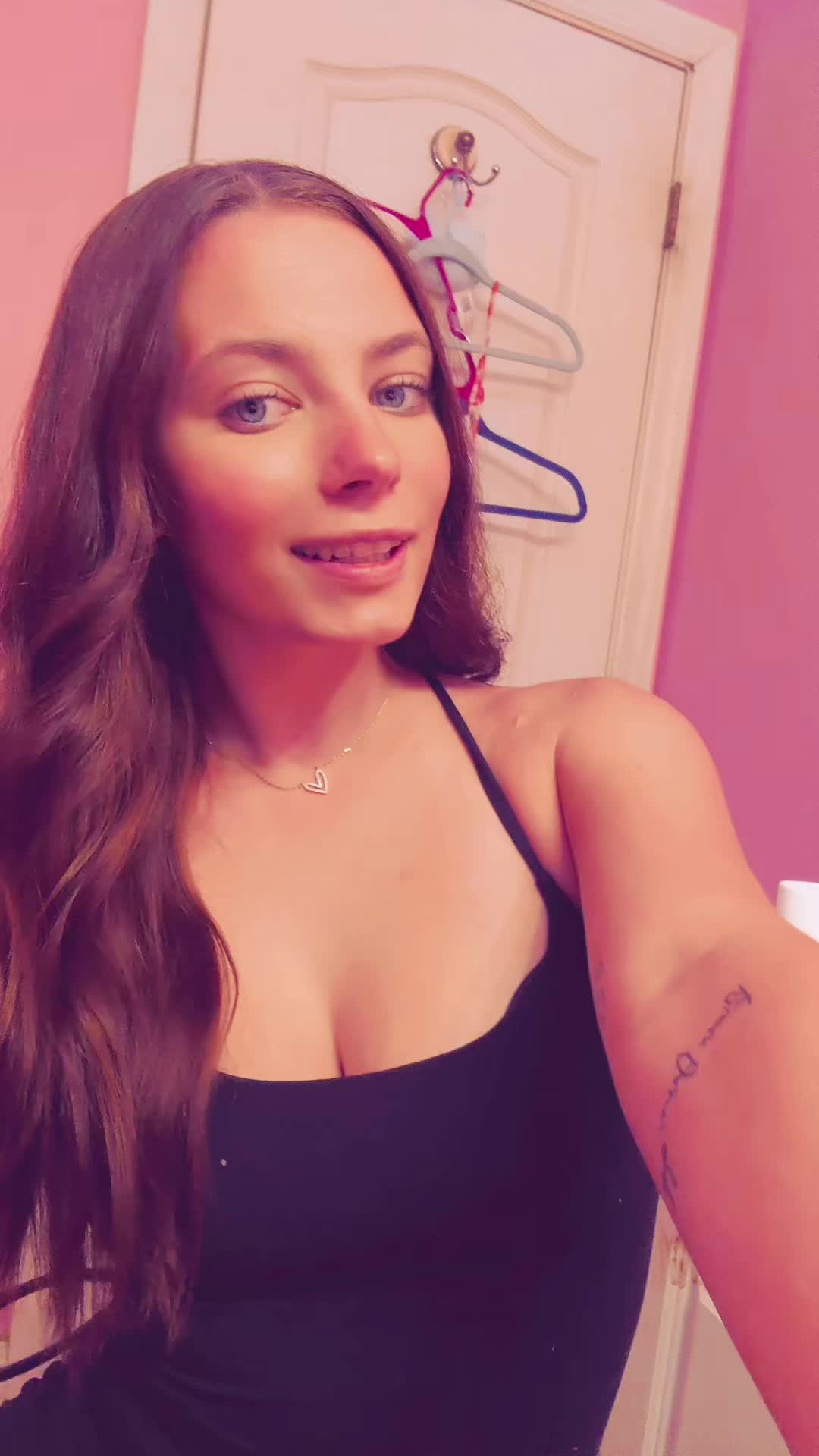 @Chloe Dawn 🦋✨🤍