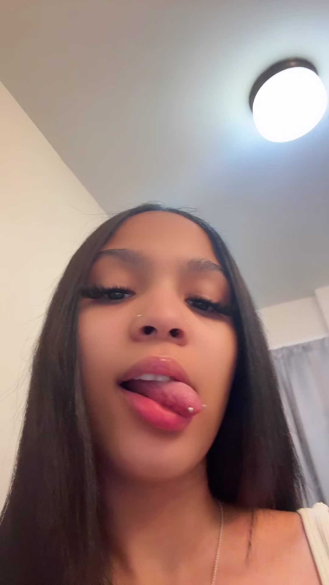 @LizzyB💚