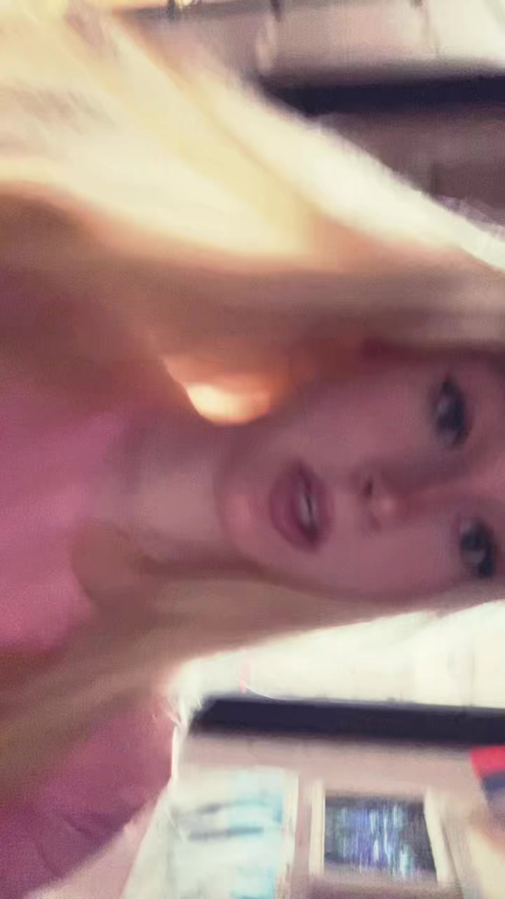 @krissweq