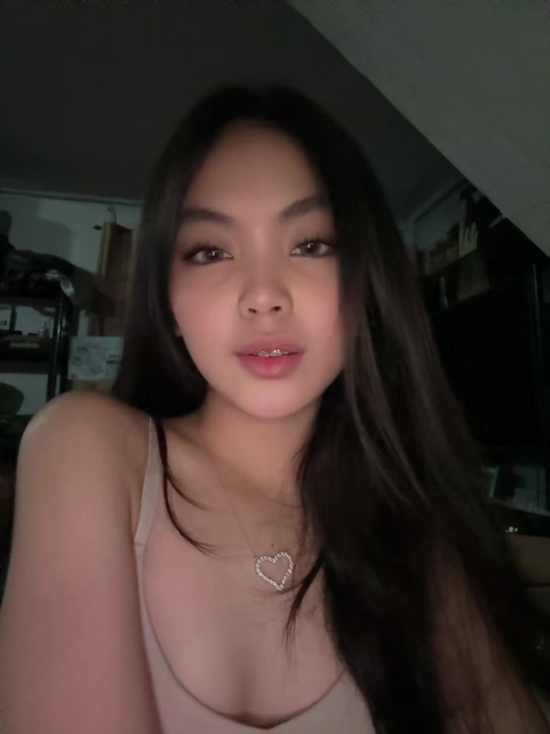 @Zahlia