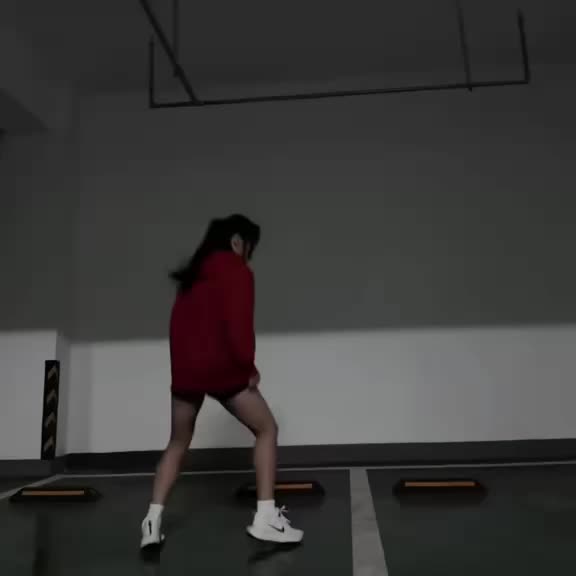 @OfficialChenTT