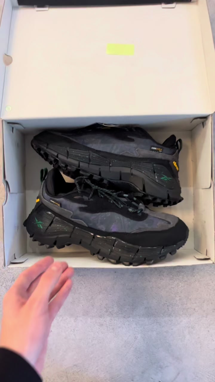 @sneakerloaded