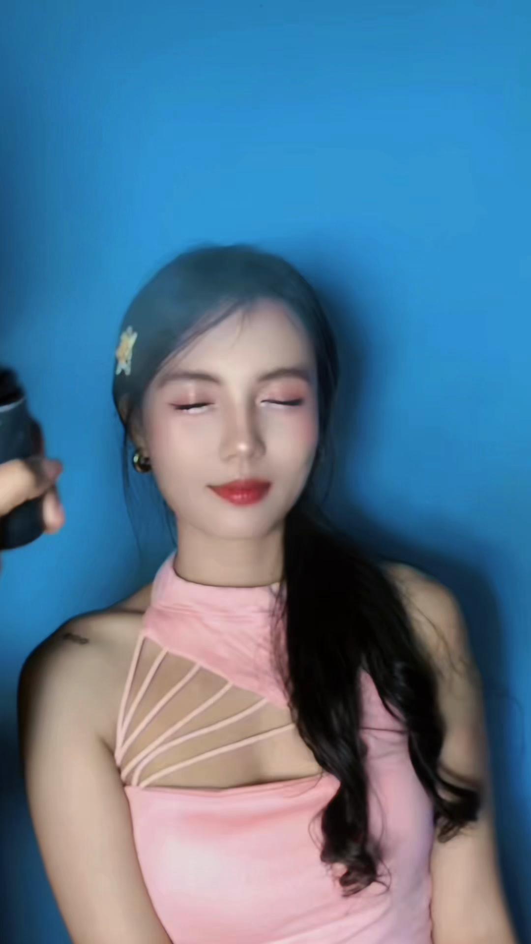 @💄Nang Htet 🫦👀