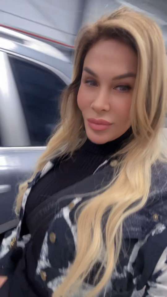 @elireina