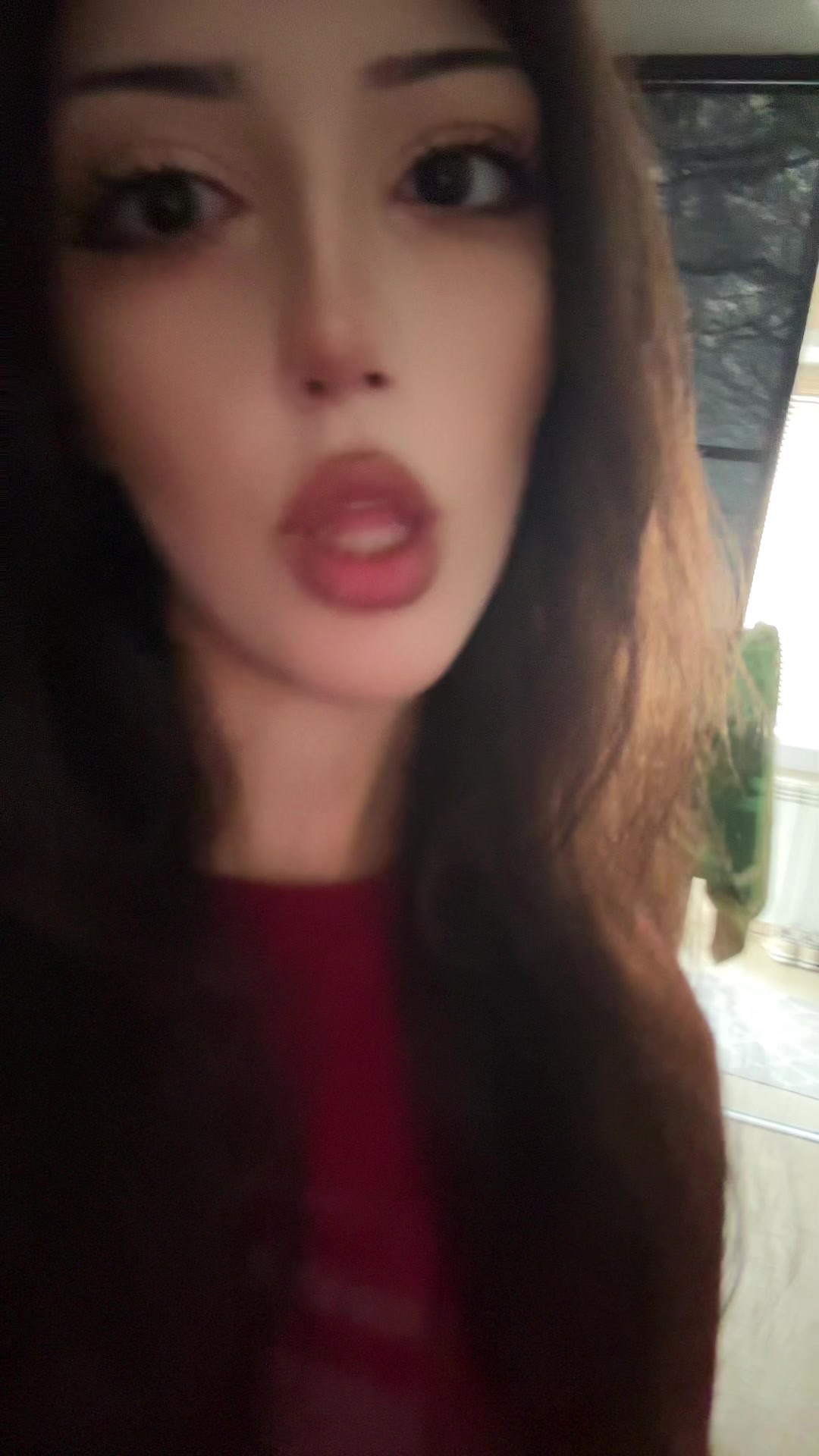 @✱