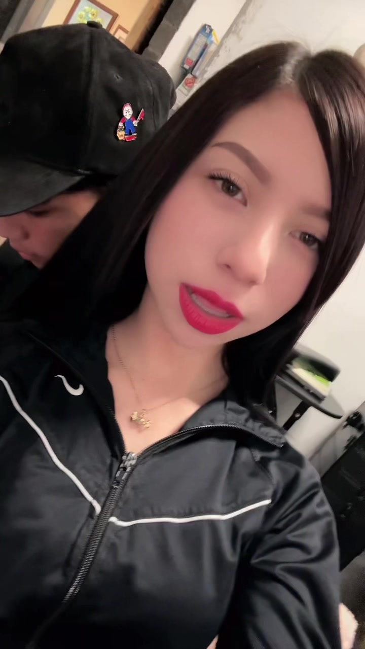 @valee_yukno