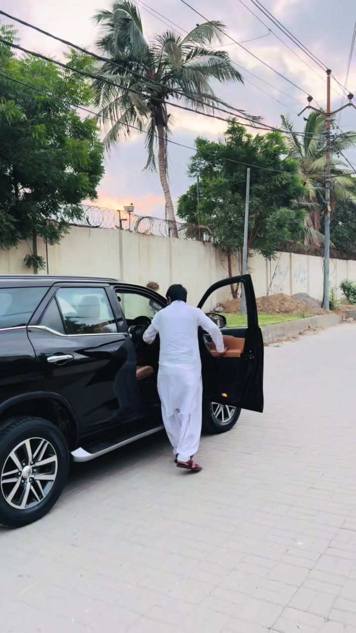@Safdar اسٹٹچ🧵