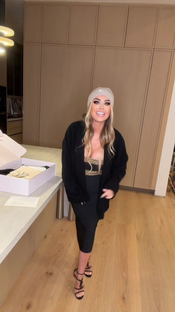 @Carmen Electra