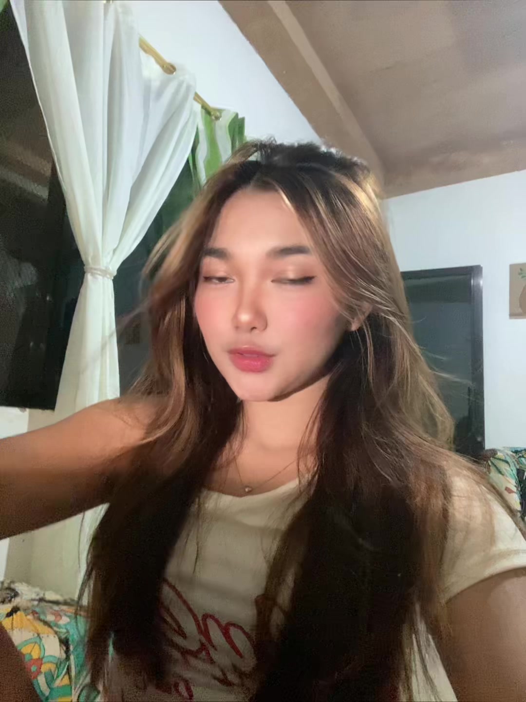 @thisishyacinth