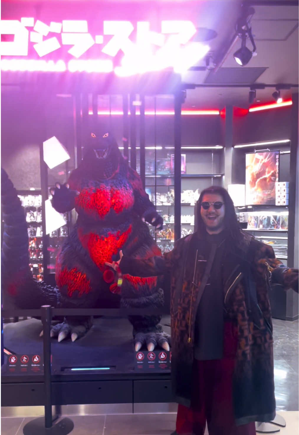 @𝔊𝔬𝔡𝔷𝔦𝔩𝔩𝔞 イーグル