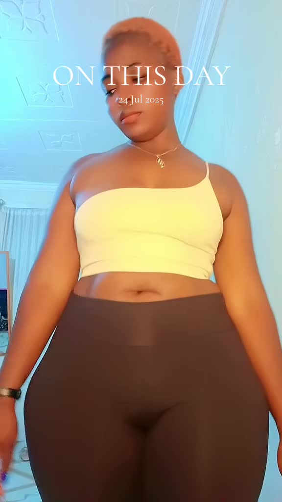 @curviemalesi ♊️