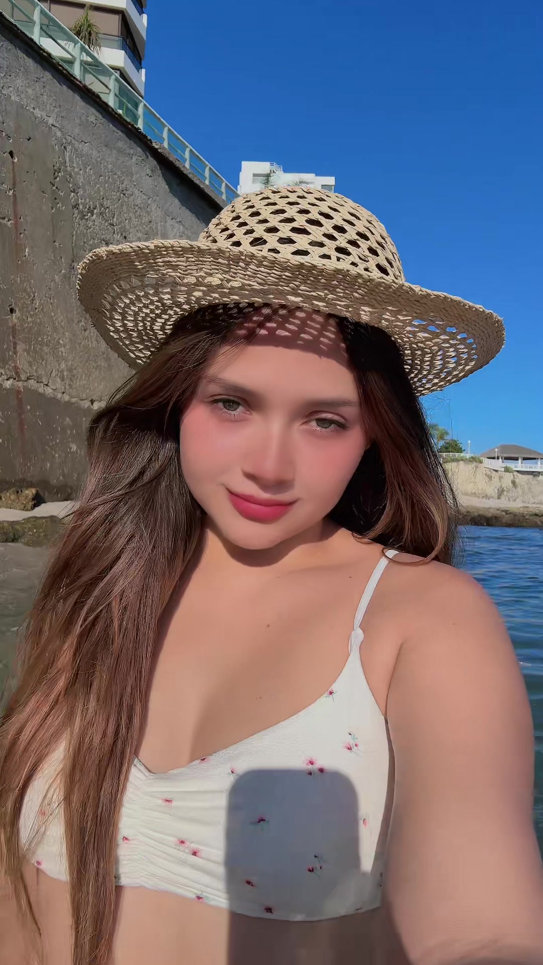 @GiGi 💣