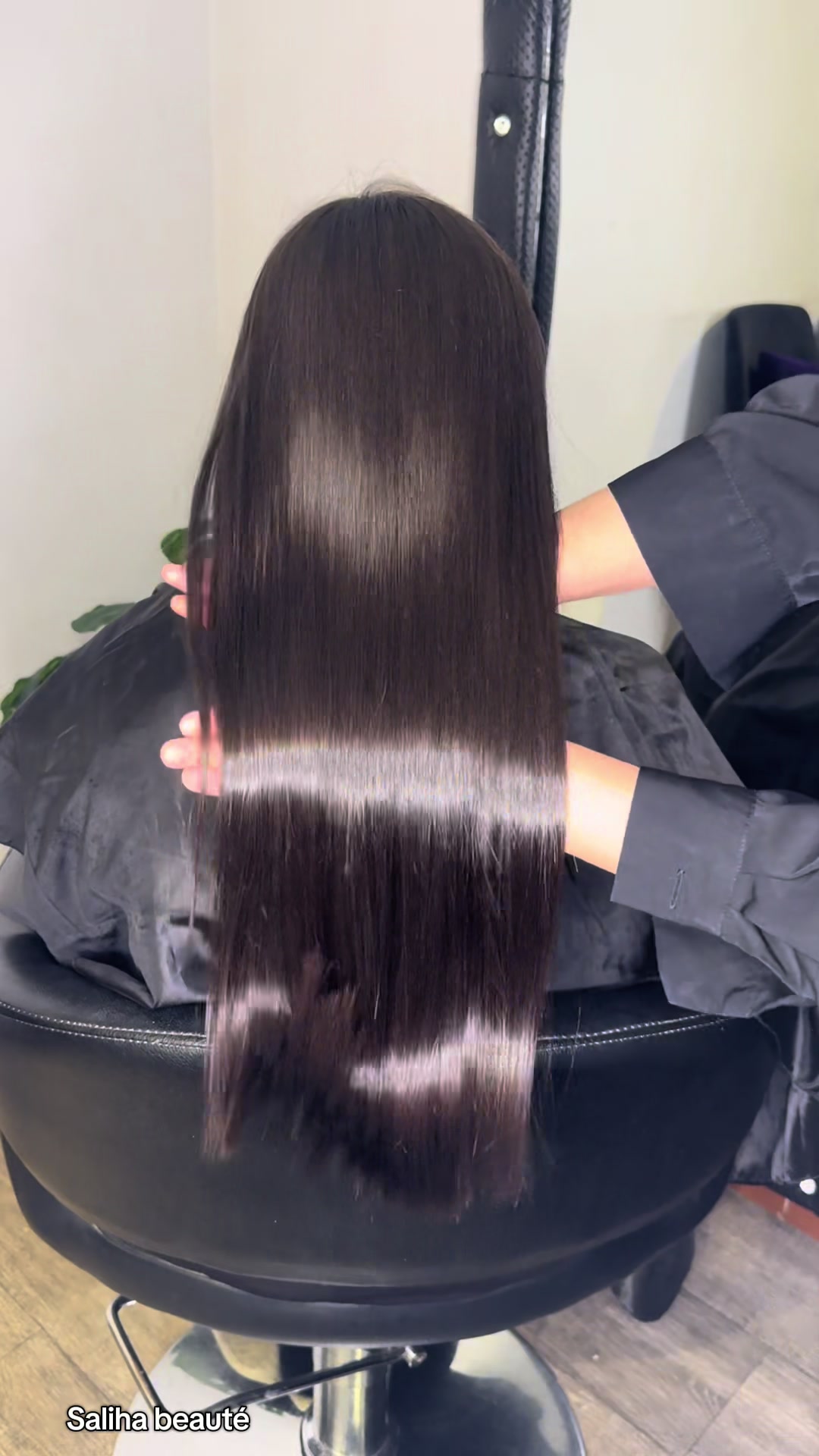 @Saliha-beauté