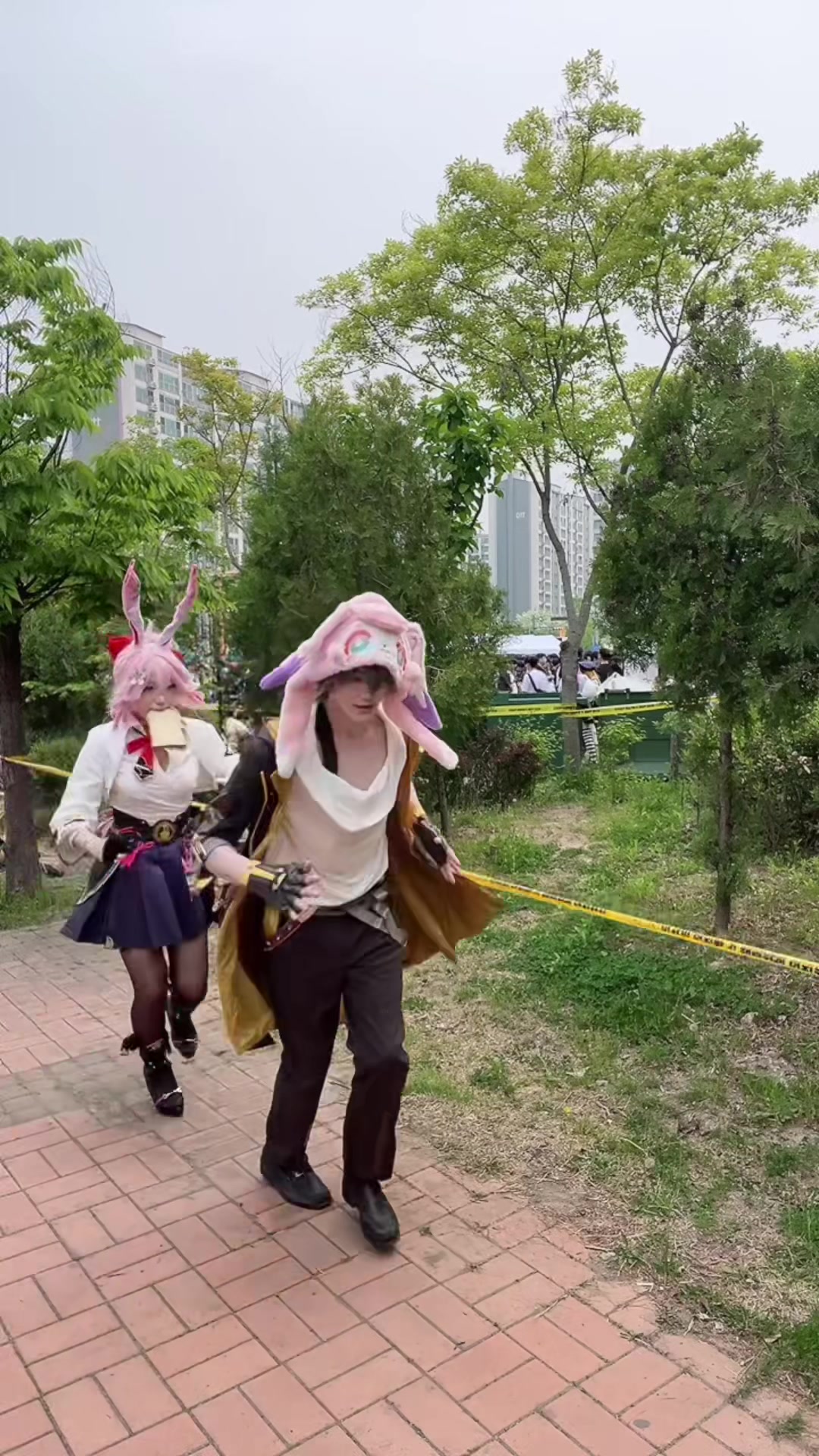 @까뮤