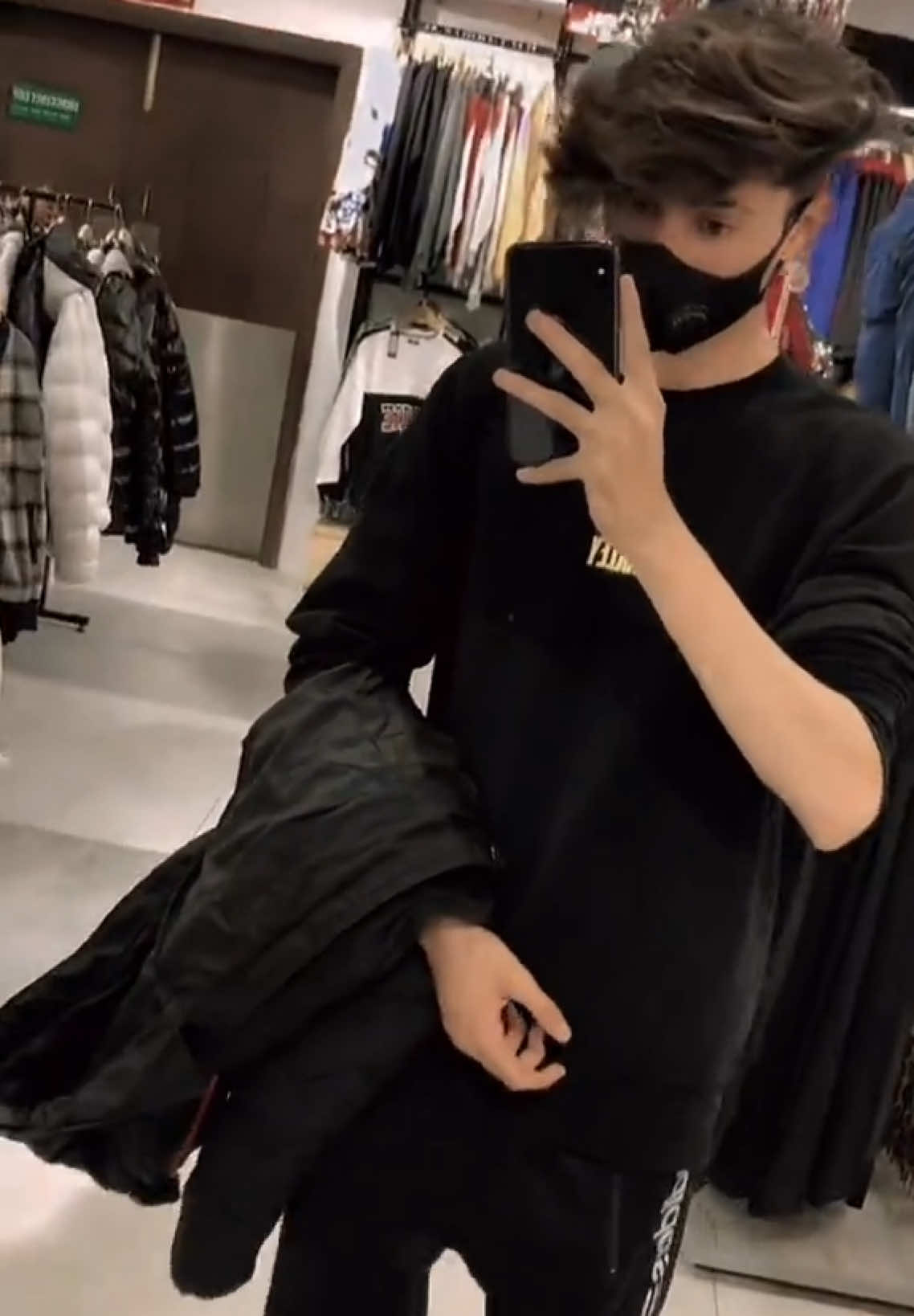 @S K 🐺⚡️💸