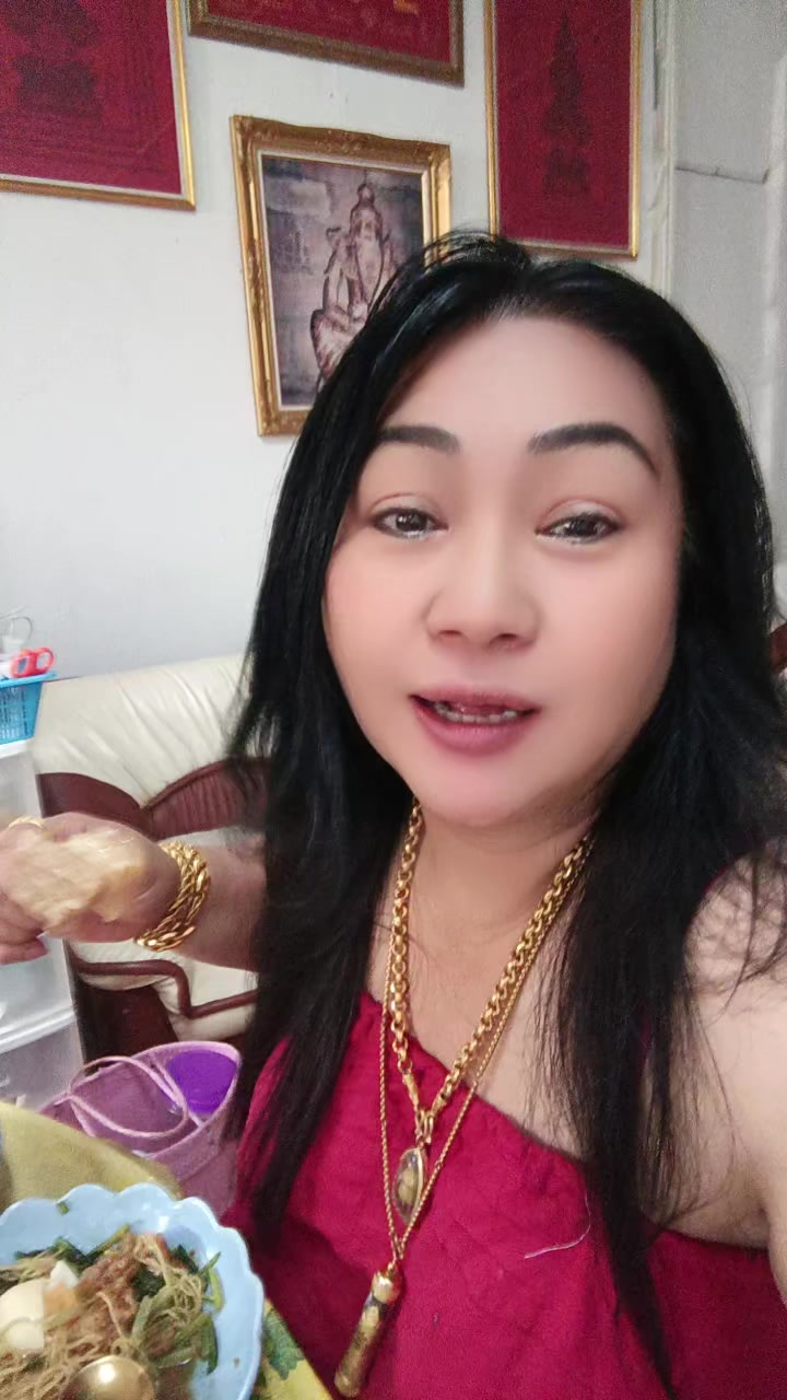 @ชุลีพร ใจเย็น