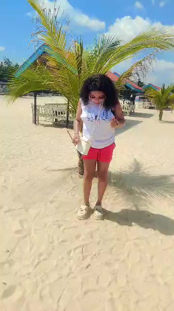 @Elobokia